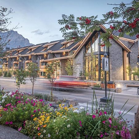 Peaks Hotel And Suites Banff Exterior foto