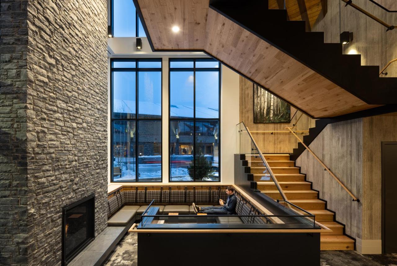 Peaks Hotel And Suites Banff Exterior foto