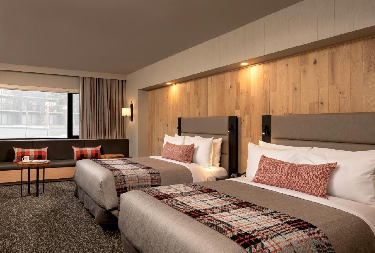 Peaks Hotel And Suites Banff Exterior foto