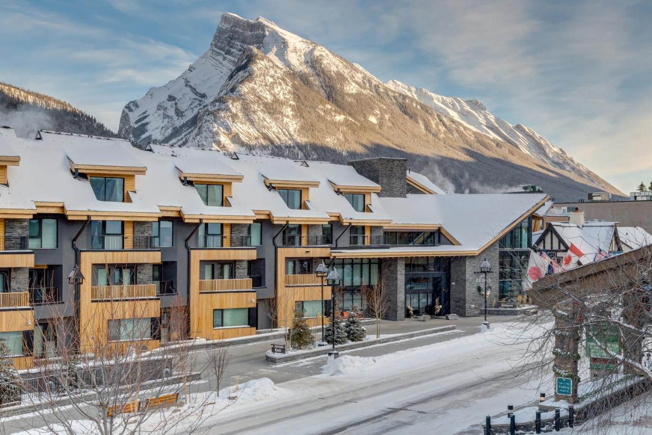 Peaks Hotel And Suites Banff Exterior foto
